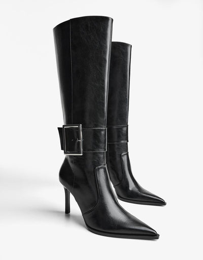 Botte à talon et boucle