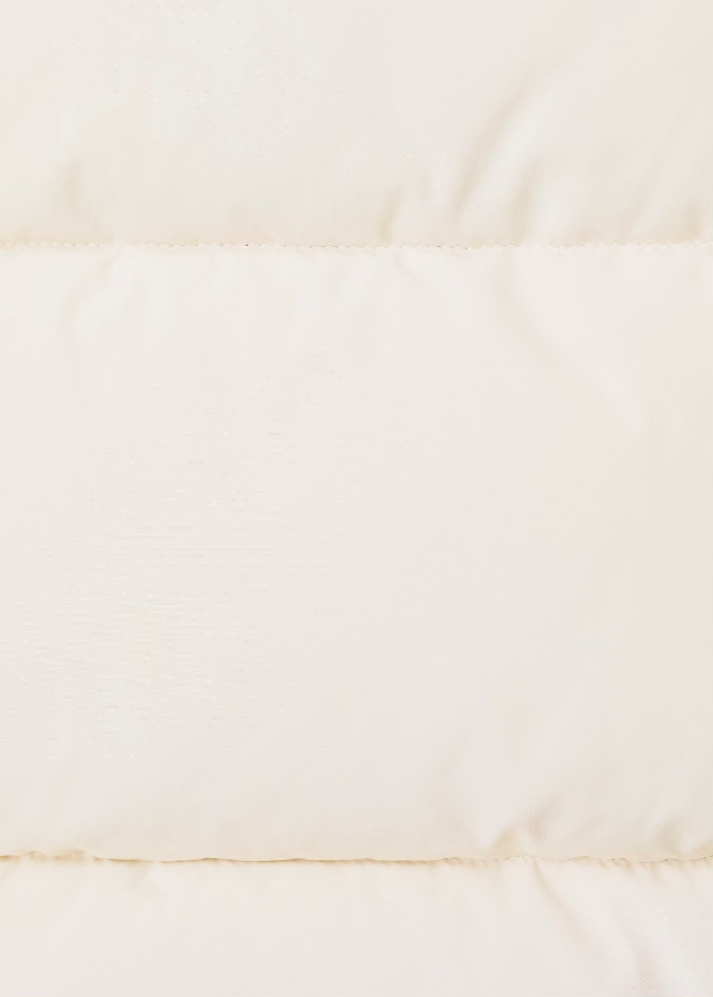 Anorak matelassé avec capuche