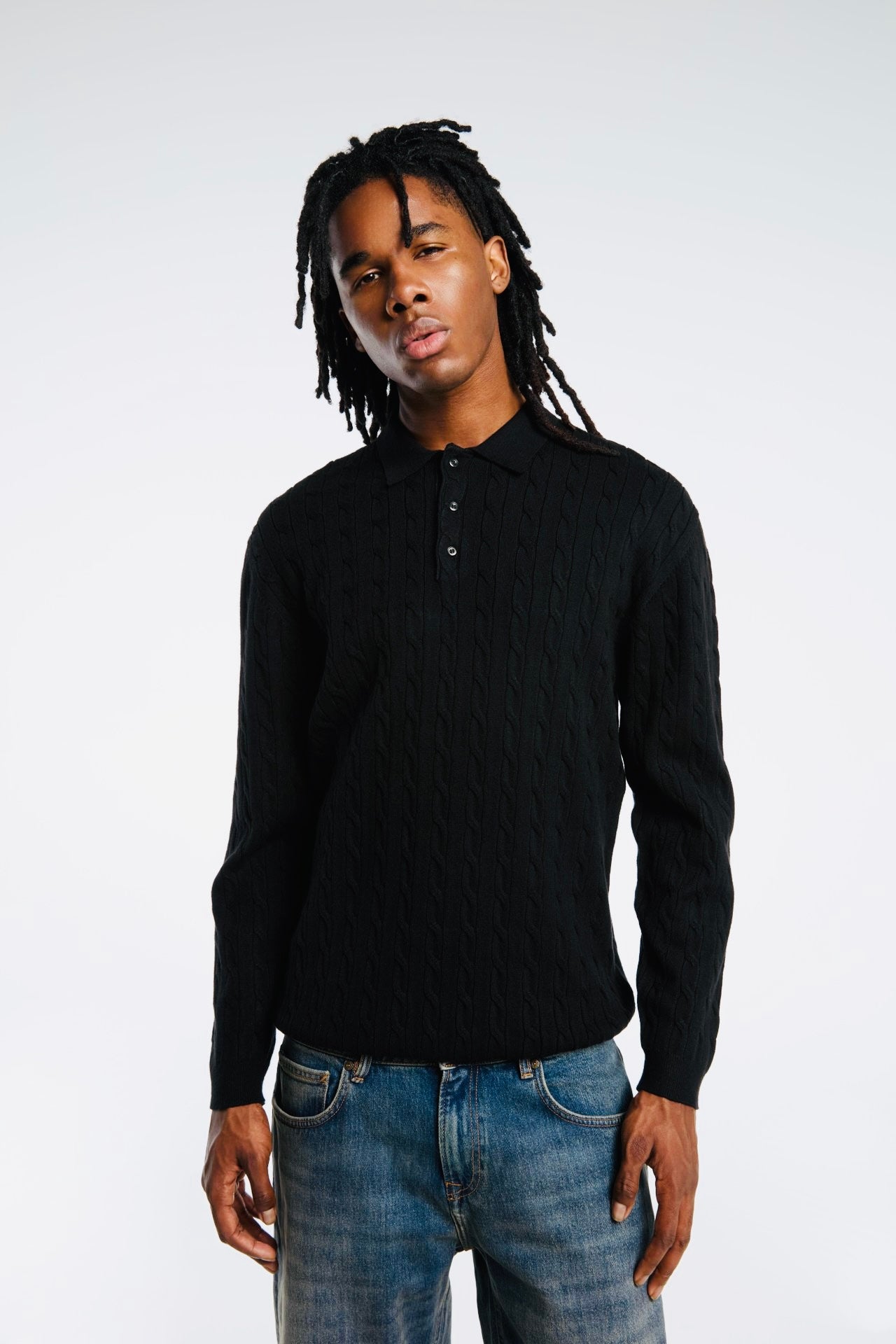 Pull avec Patte de Boutonnage