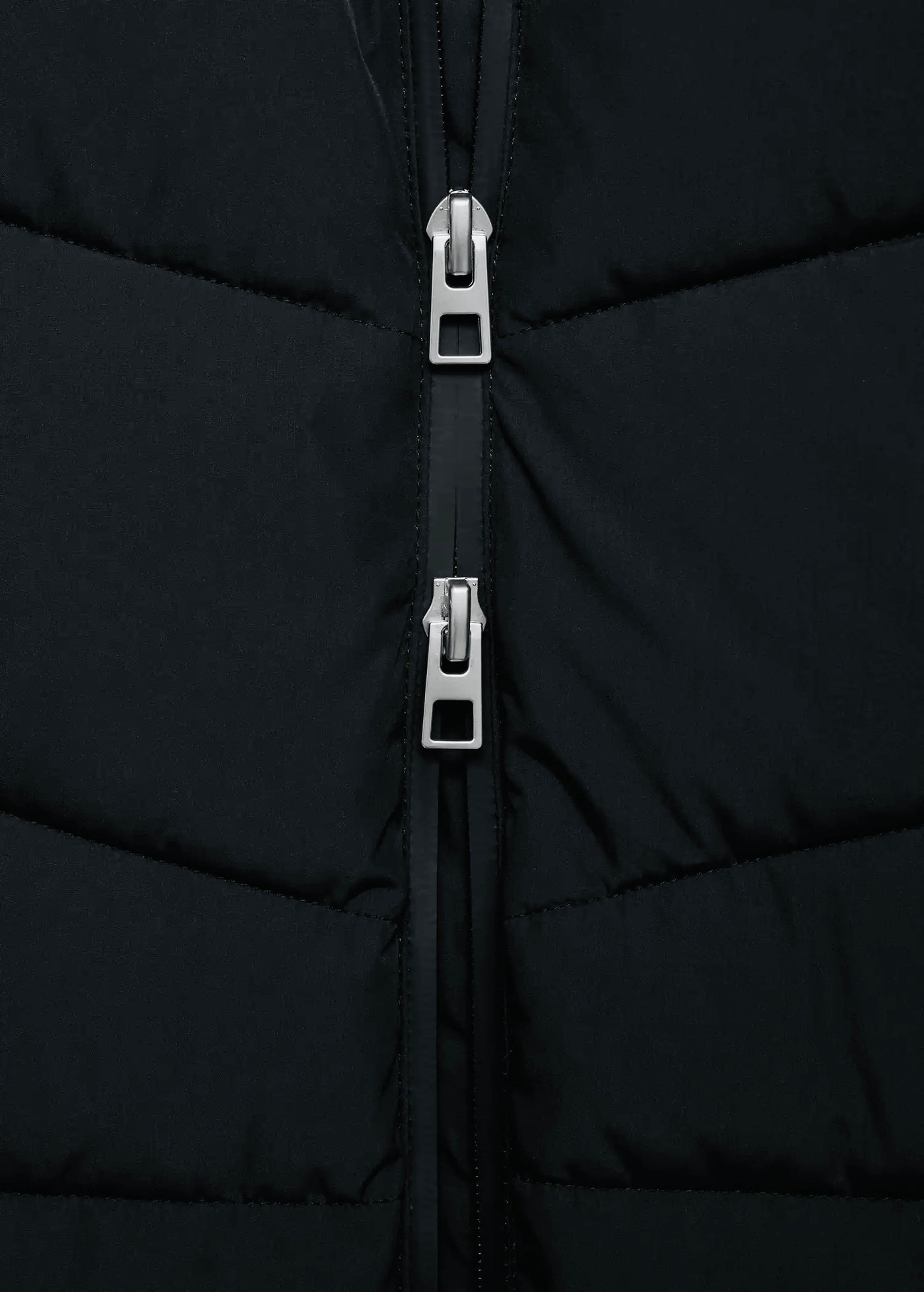 Anorak matelassé avec capuche