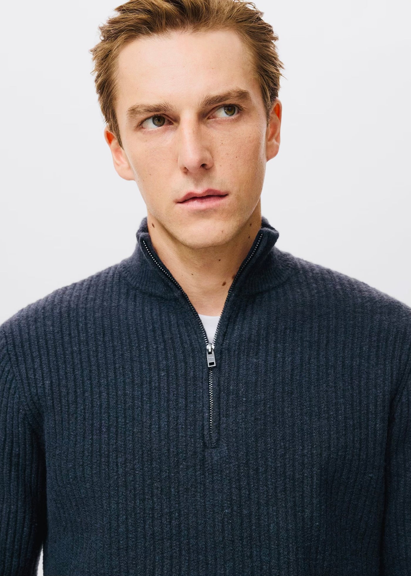 Pull over en maille côtelée à col zippé