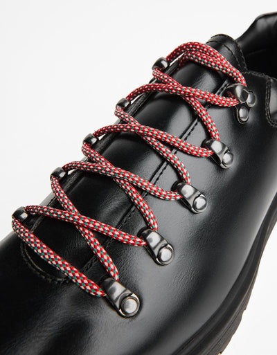 Chaussures à Détails Métalliques