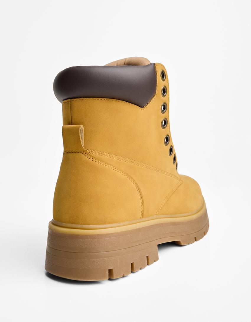 BOTTINES DÉTAIL MATELASSÉ