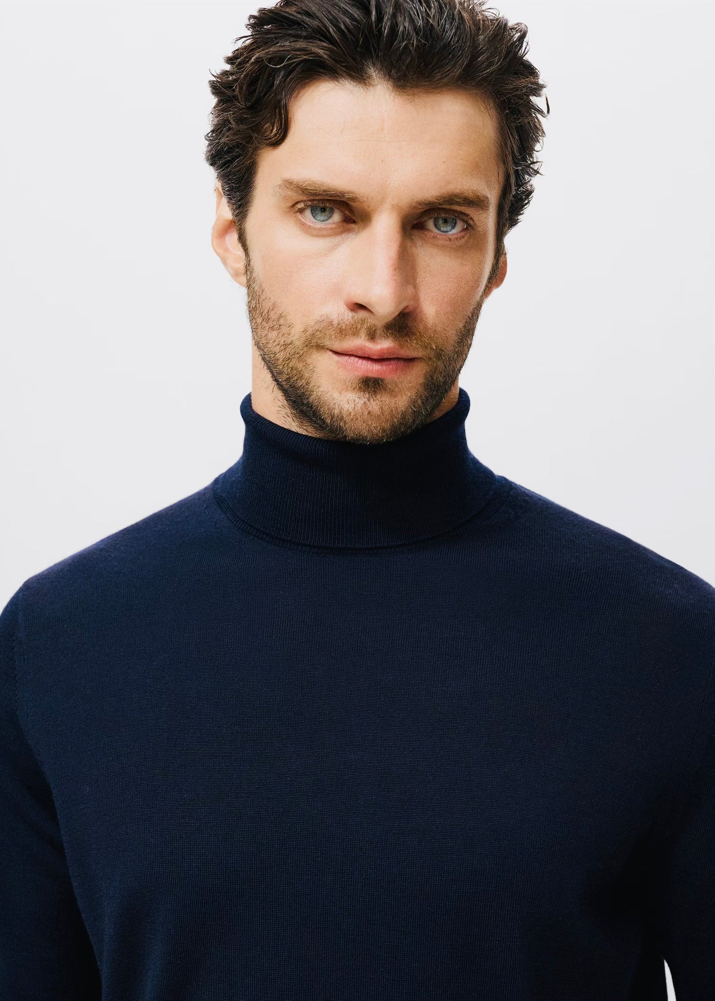 Pull over 100% laine mérinos à col montant