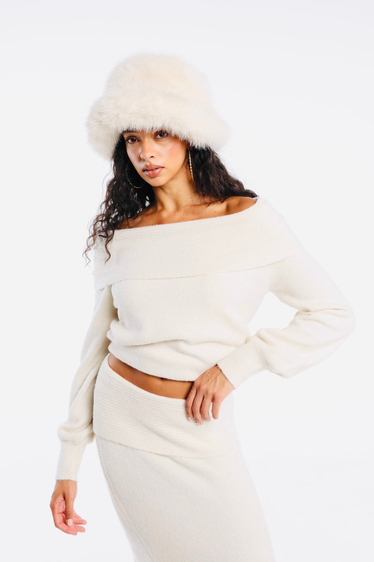 Pull à Épaules Libres