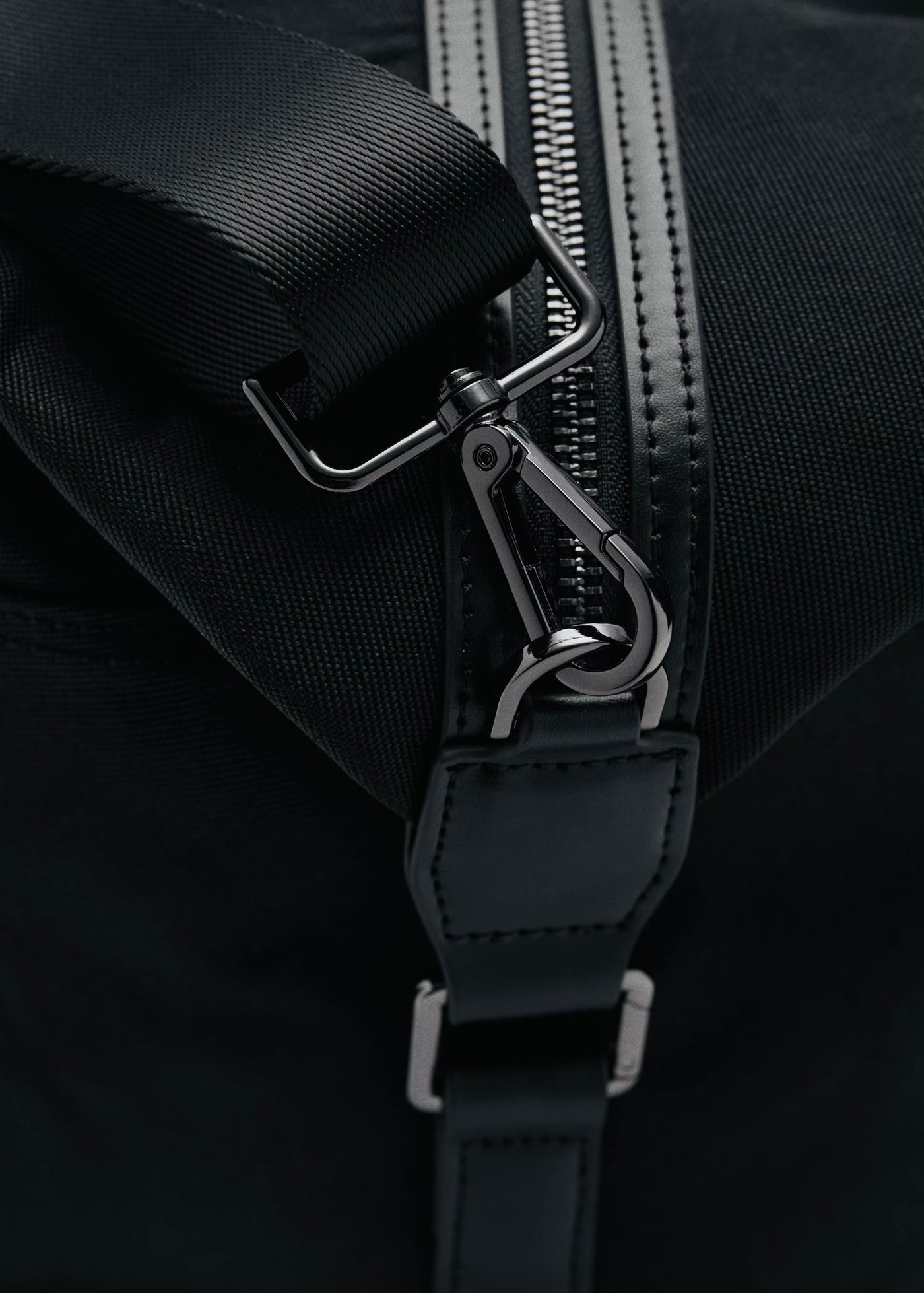 Sac bowling combiné cuir Mango