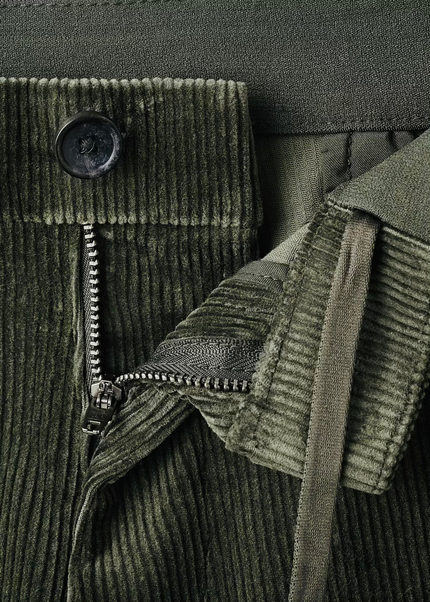 Pantalon Velours Côtelé Slim-Fit