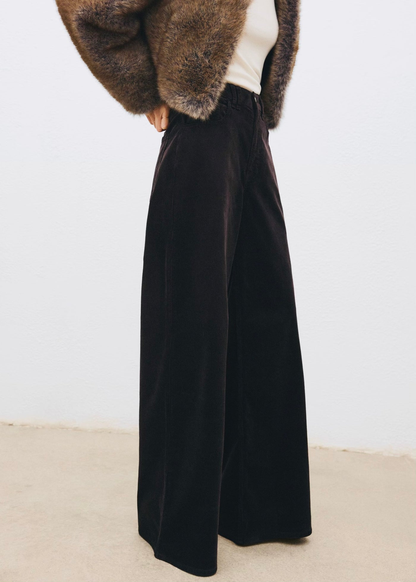 Jean Large en Velours Côtelé