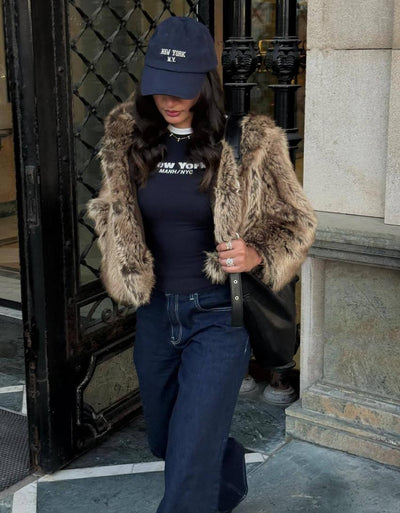 VESTE FAUSSE FOURRURE À CAPUCHE