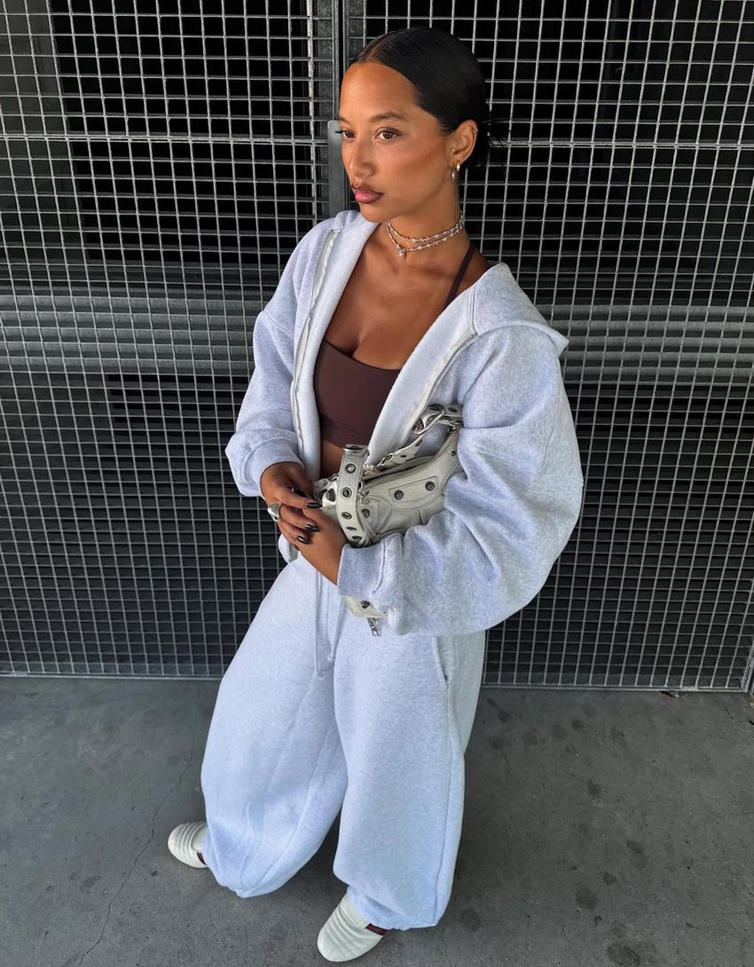 PANTALON EN MOLLETON COUPE BARREL À STOPPEURS