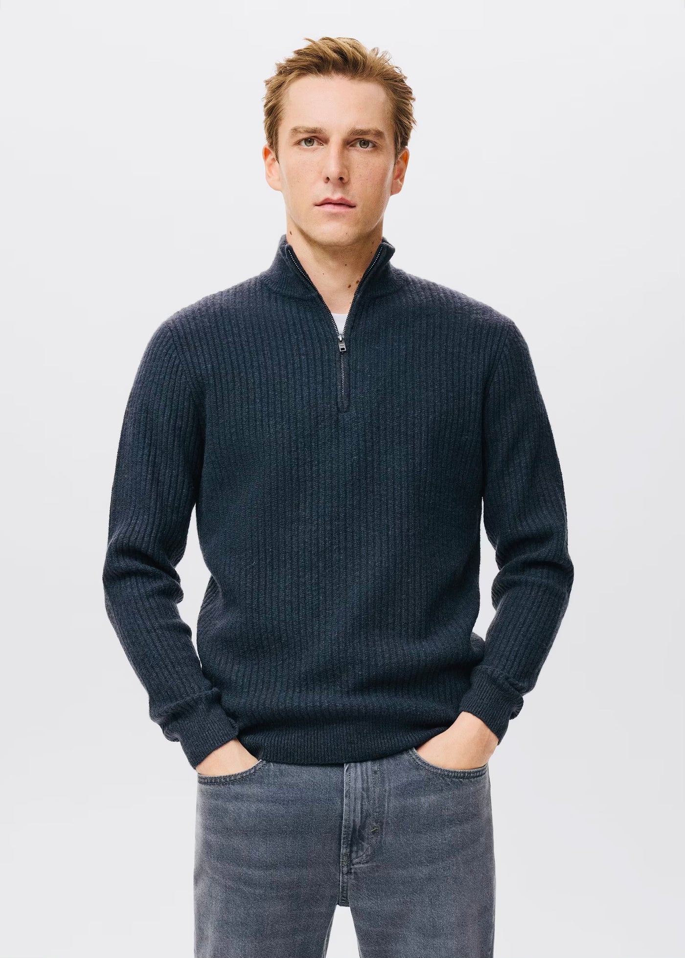 Pull over en maille côtelée à col zippé