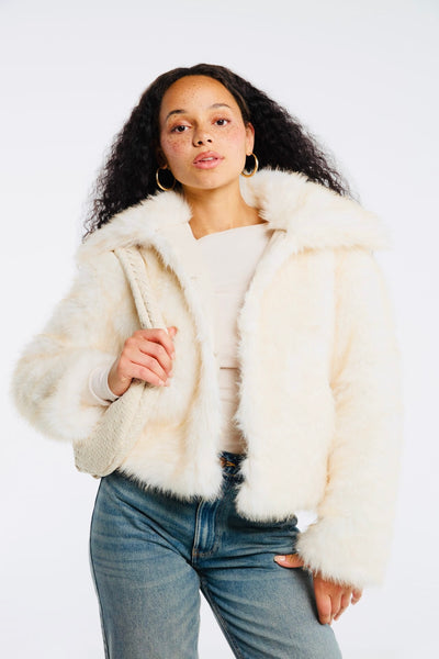 Veste en fausse fourrure