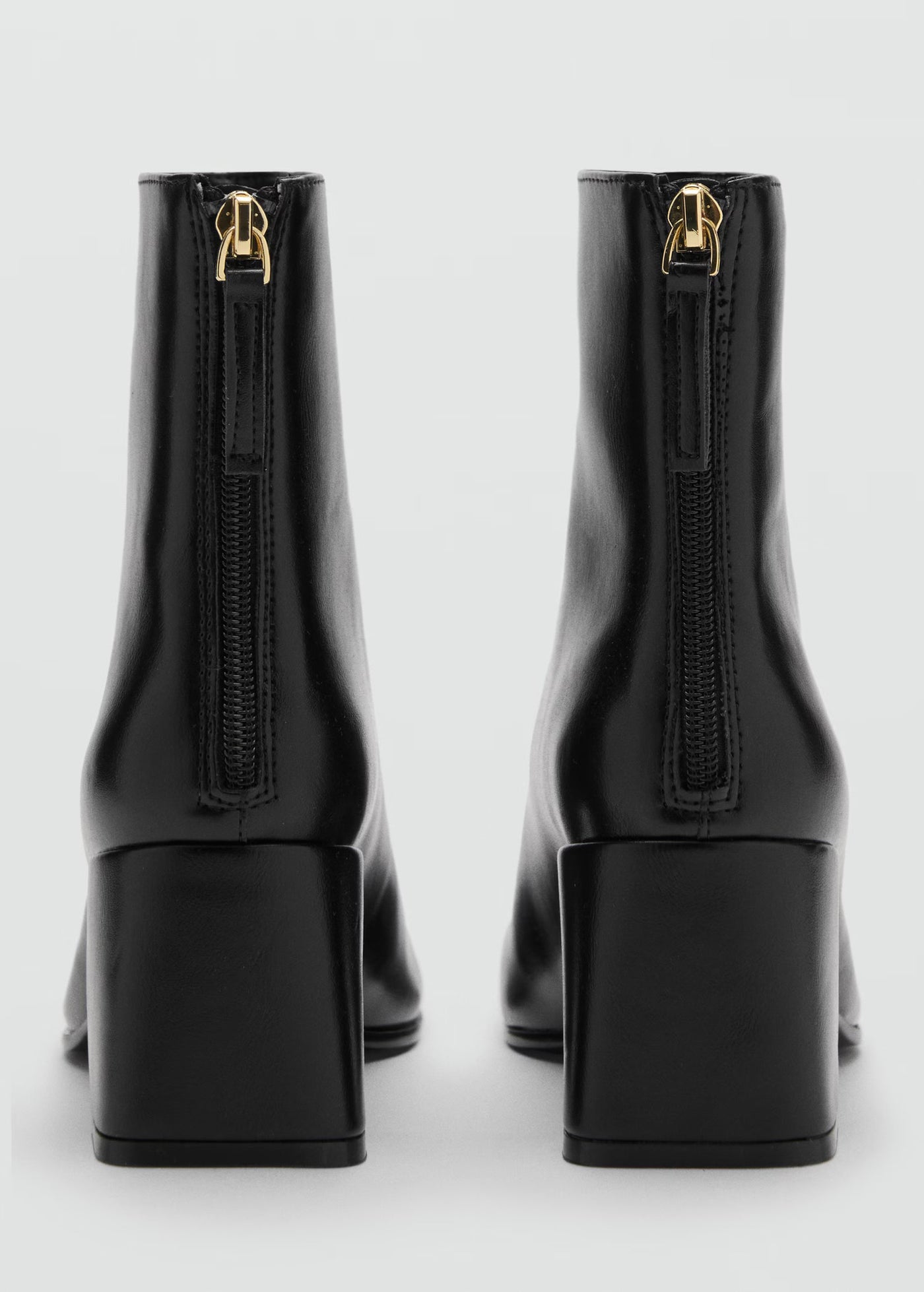 Bottines à talon bloc bout carré