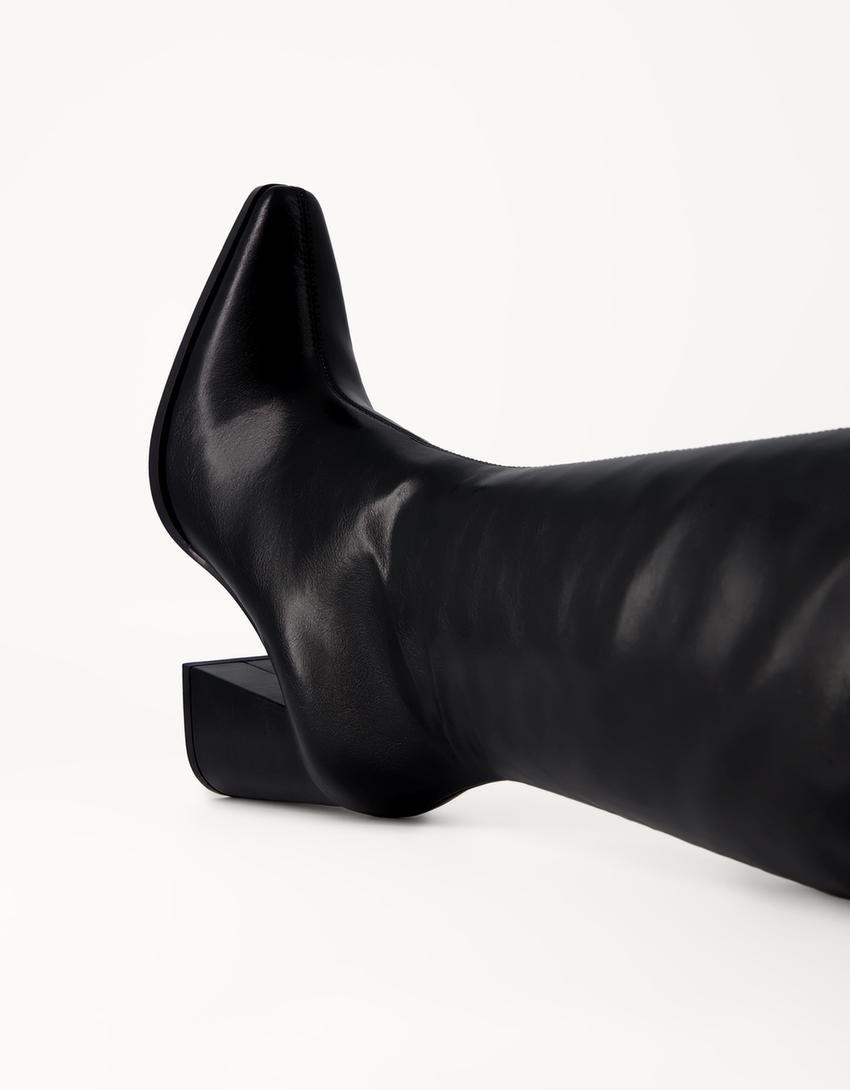 Bottes talon large