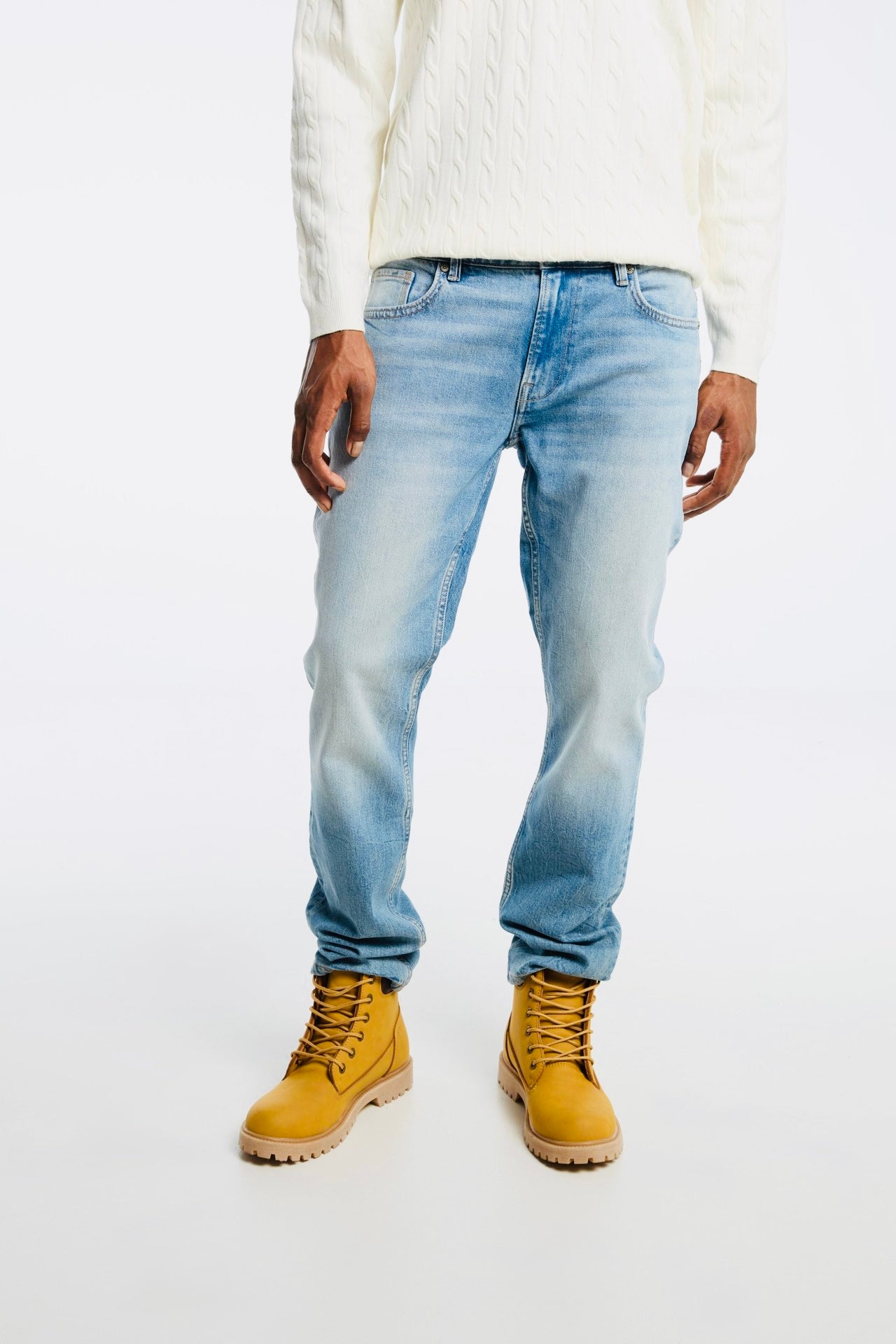Jean Slim Straight Basic