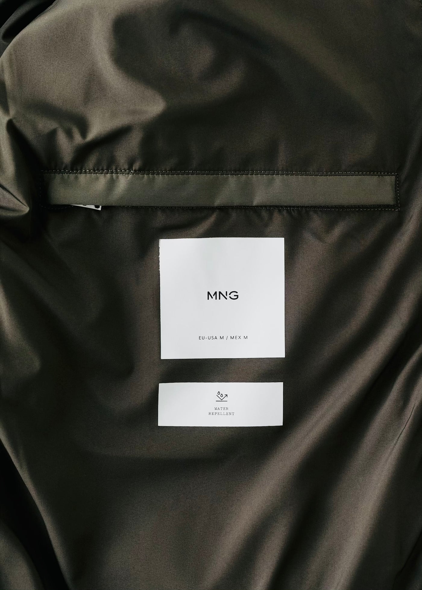 Anorak matelassé à capuche déperlant