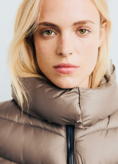 Anorak midi matelassé capuche