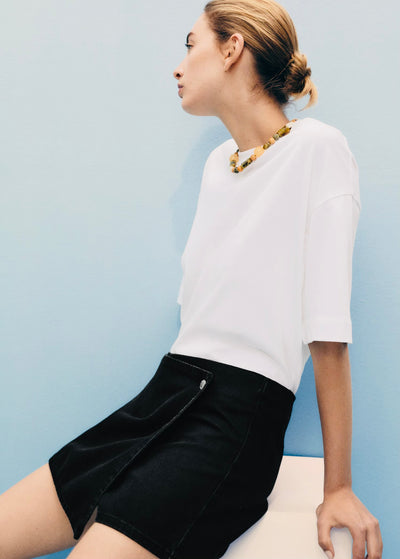 Jupe short en jean croisée