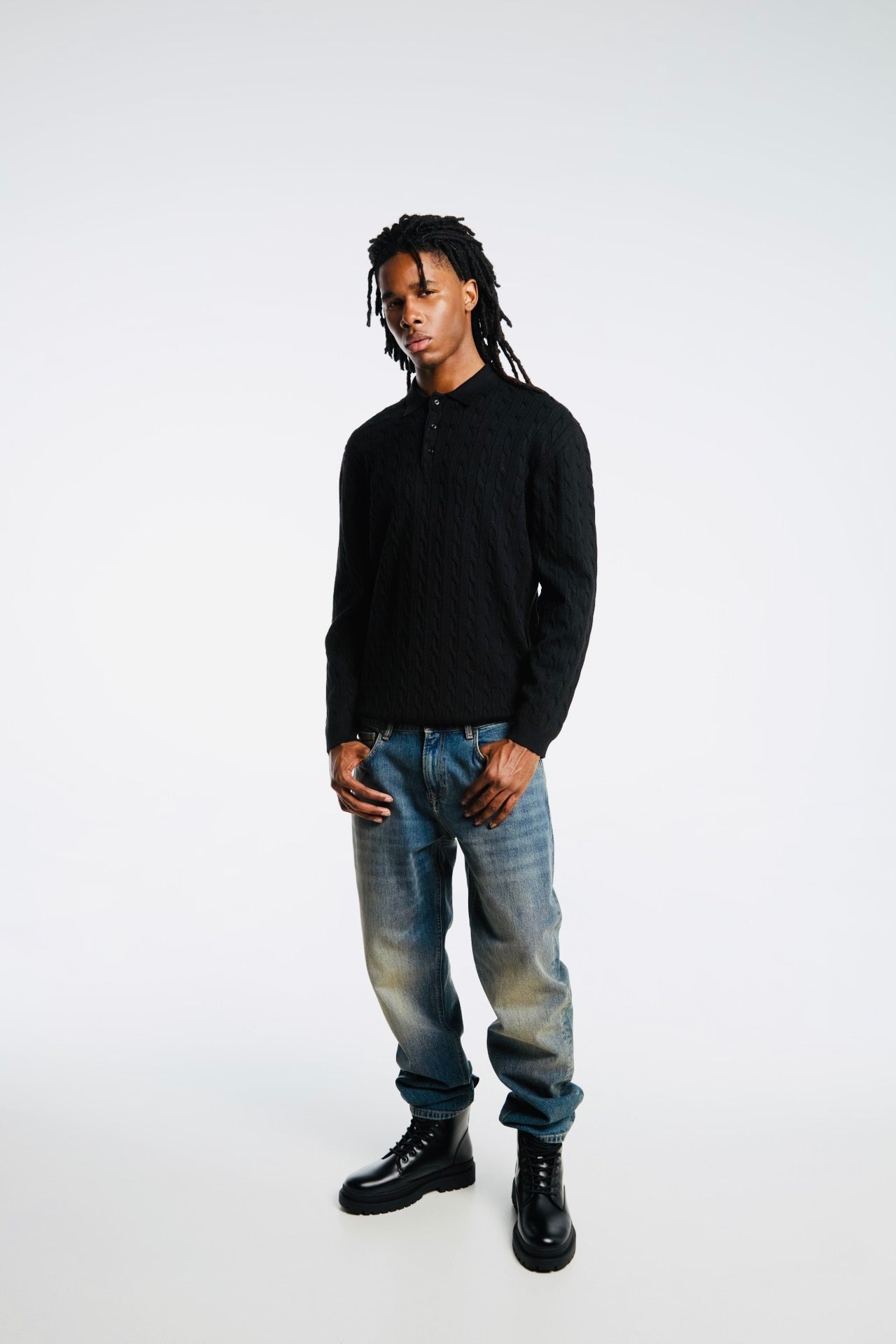 Pull avec Patte de Boutonnage