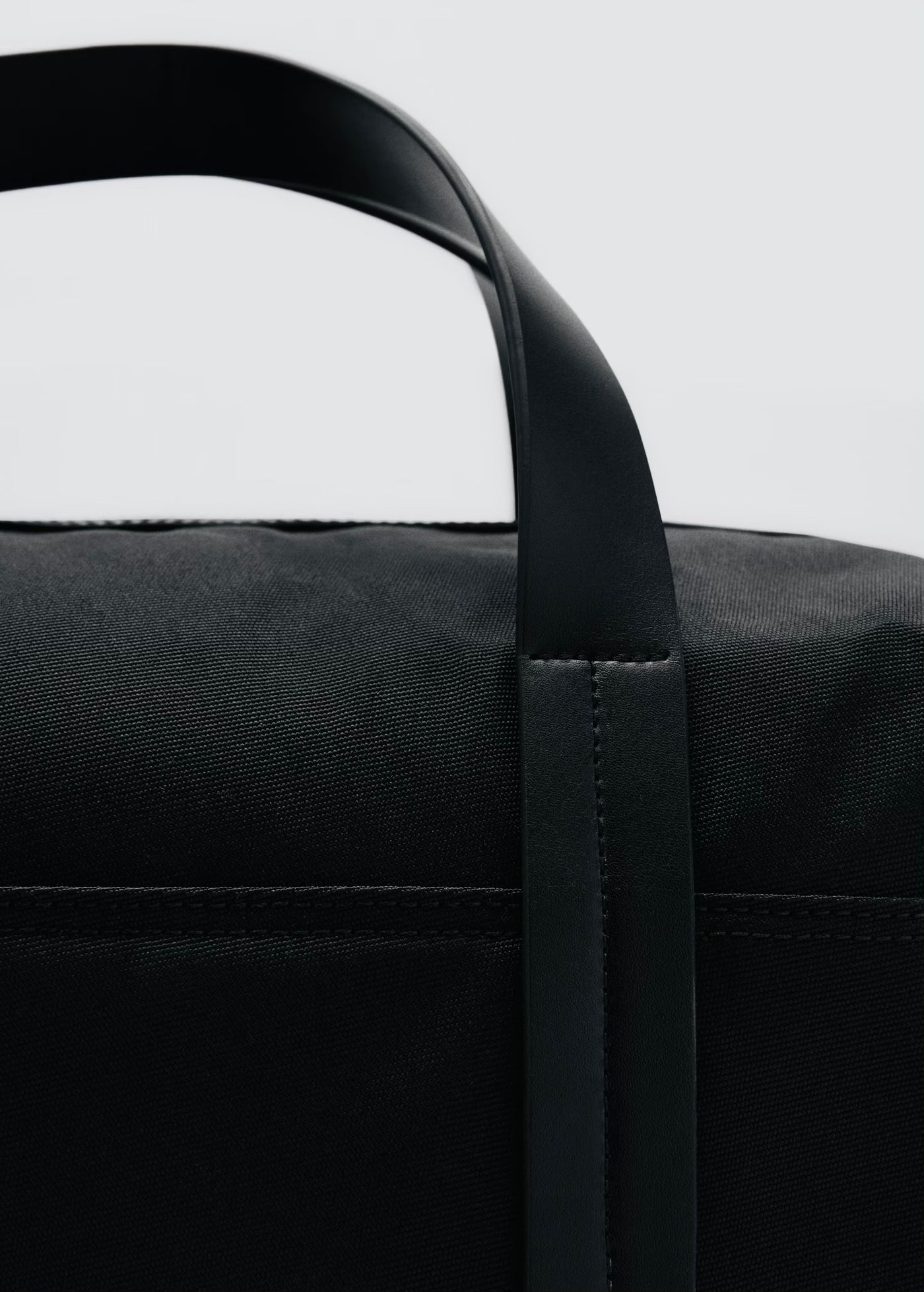 Sac bowling combiné cuir Mango