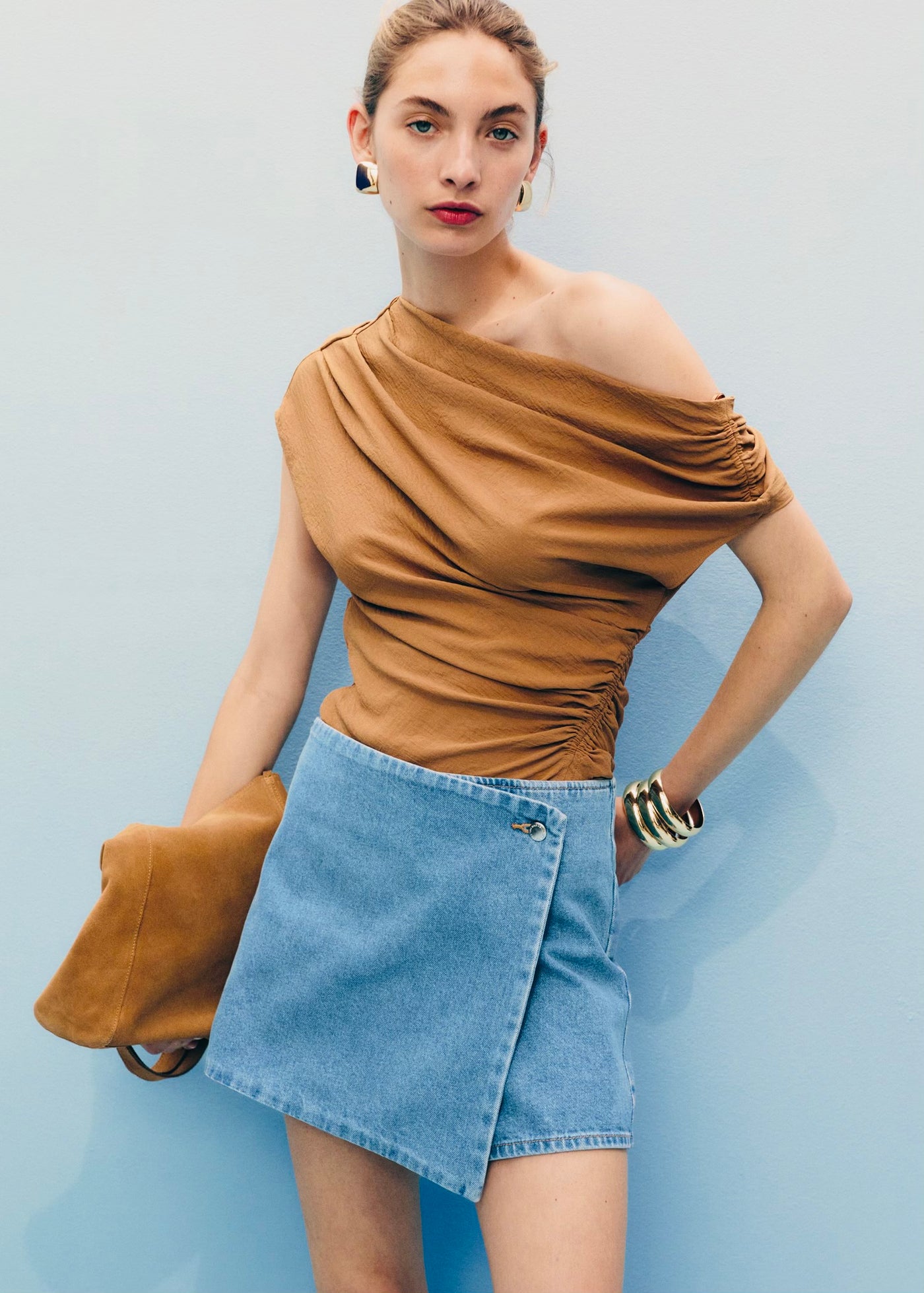 Jupe short en jean croisée