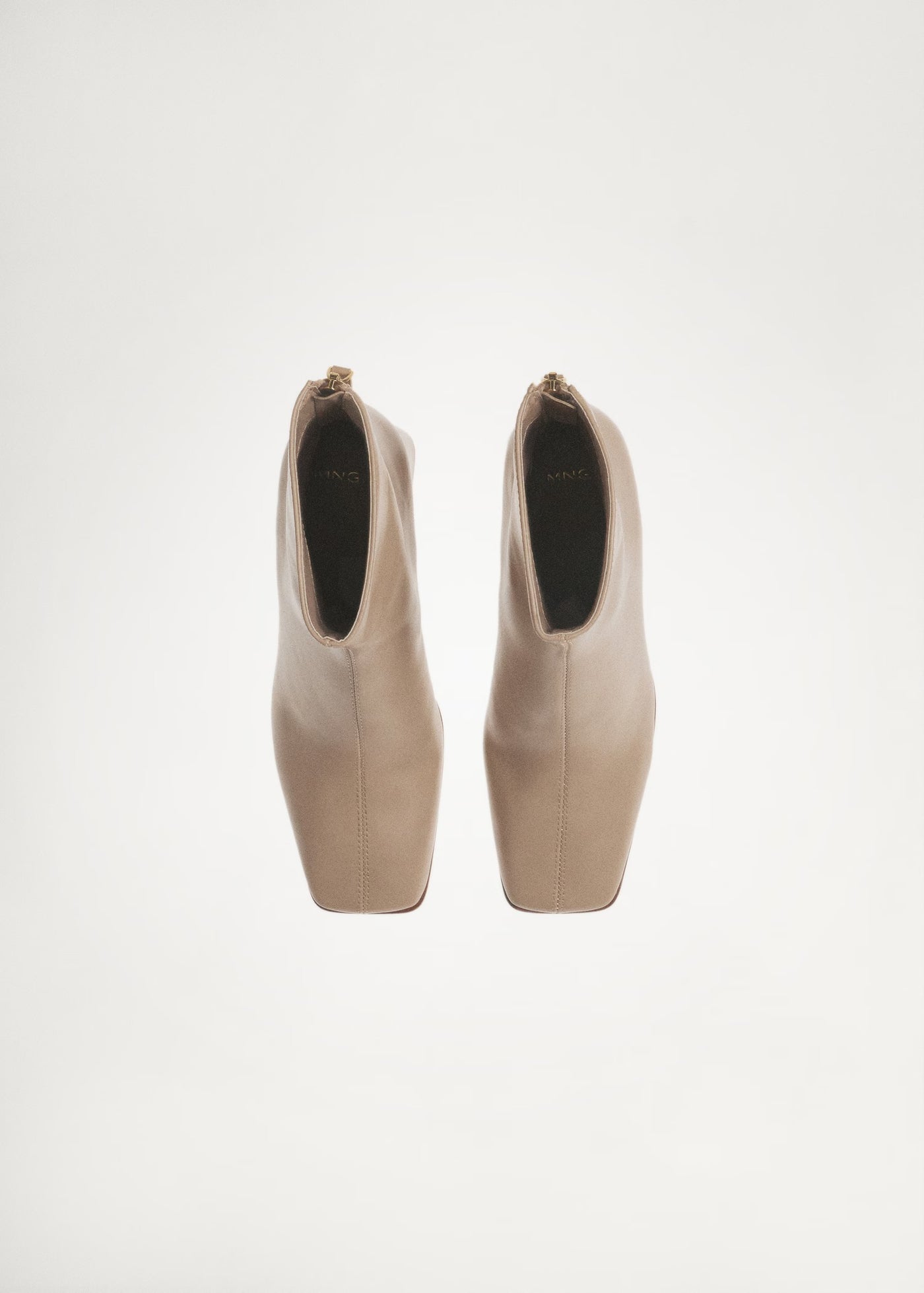 Bottines à talon bloc bout carré