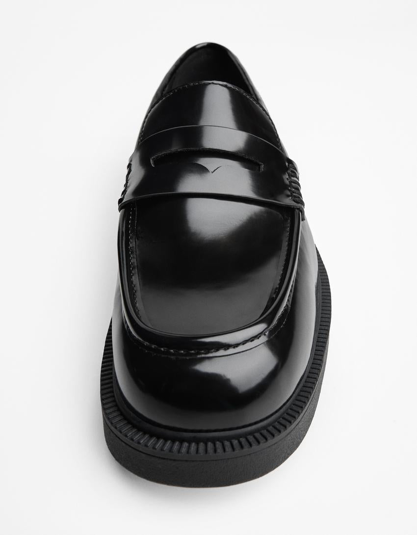 Mocassin à Bout Carré